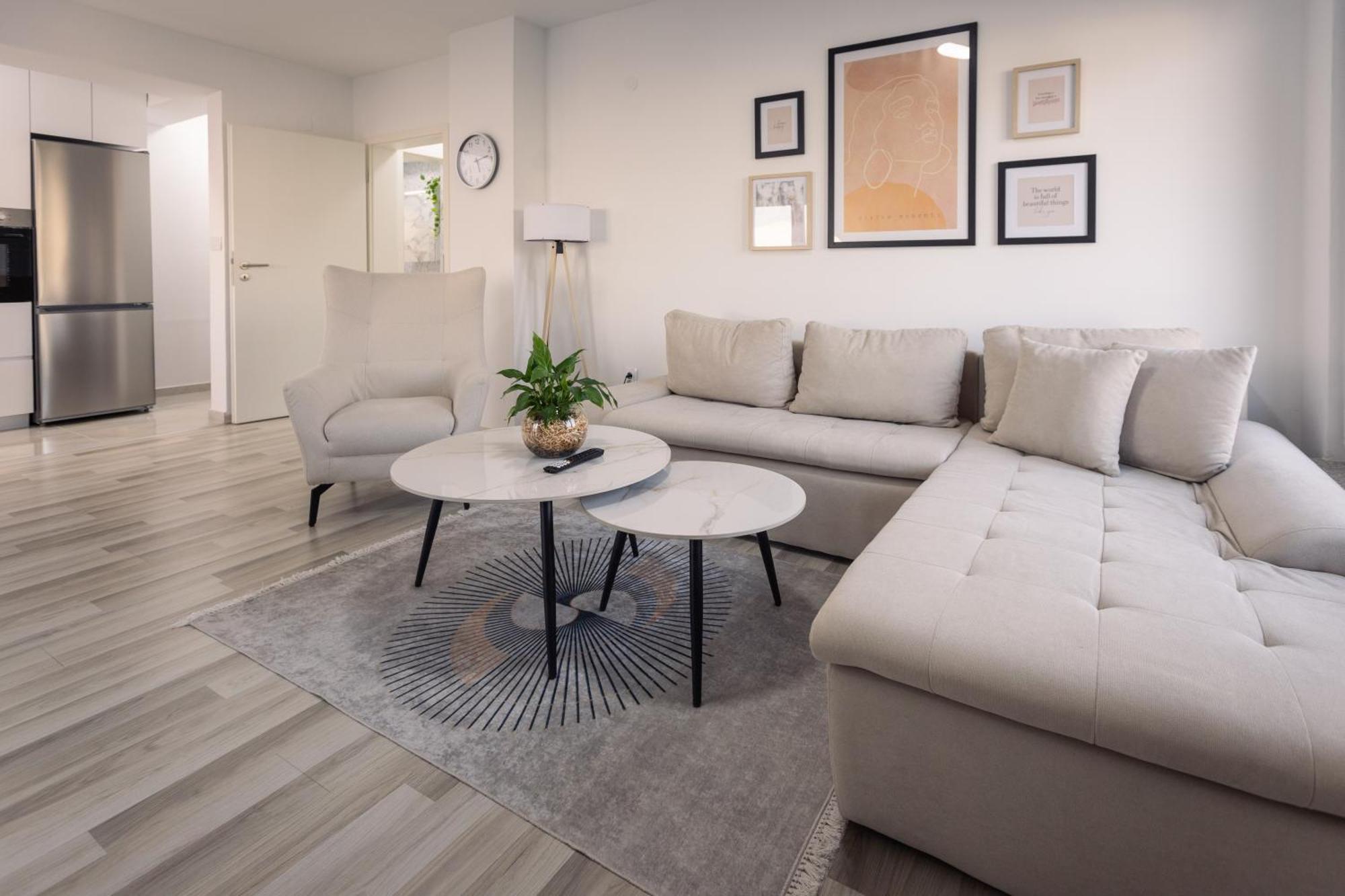 T20 Apartments Σκόπια Εξωτερικό φωτογραφία